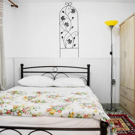 Rent House Daphne * Kawala