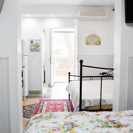 Rent House Daphne Apartament *